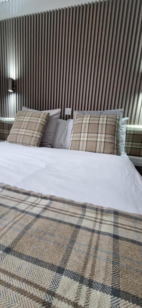 Loch Long Hotel 3*